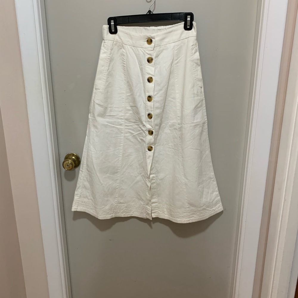 NWOT Universal Thread midi skirt
